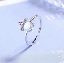Load image into Gallery viewer, Unicorn Moon Stone Ring
