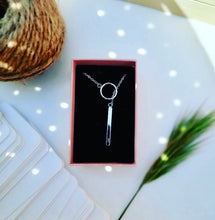 Load image into Gallery viewer, Elegant Silver Necklace
