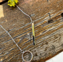 Load image into Gallery viewer, Elegant Silver Necklace
